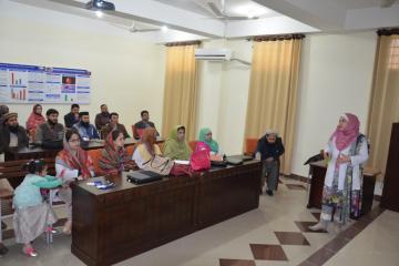Dr Najma1486376724.JPG
