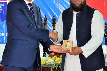 Dr Zia Professor Pic(1)1528099425.JPG